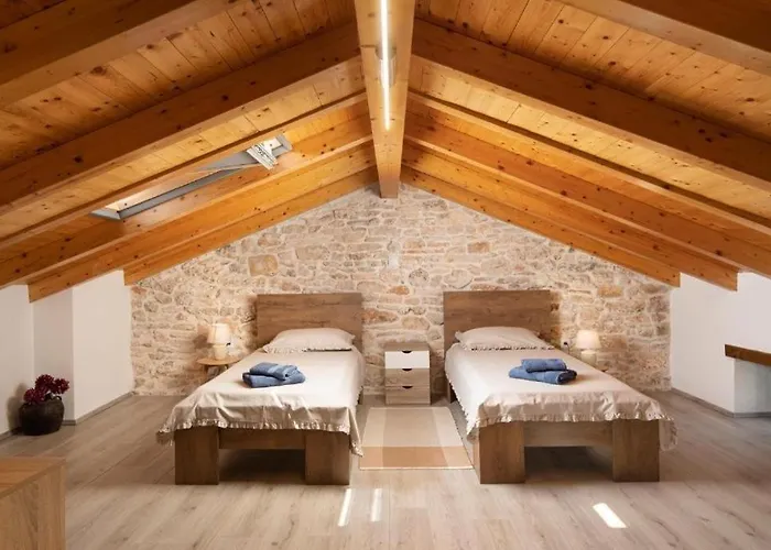 Σπίτι διακοπών House With A Parking Space Valtura, - 24732 Πούλα