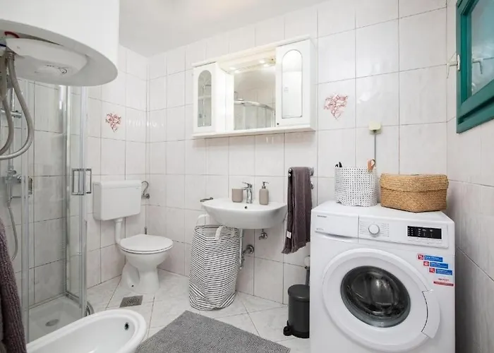 House With A Parking Space Valtura, - 24732 * Πούλα