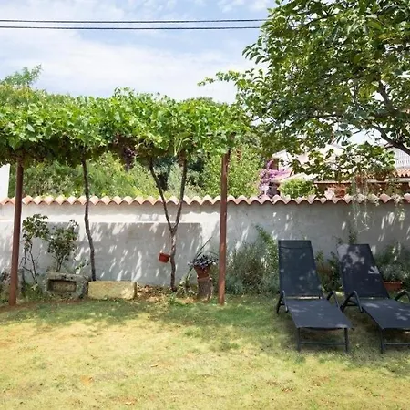 House With A Parking Space Valtura, - 24732